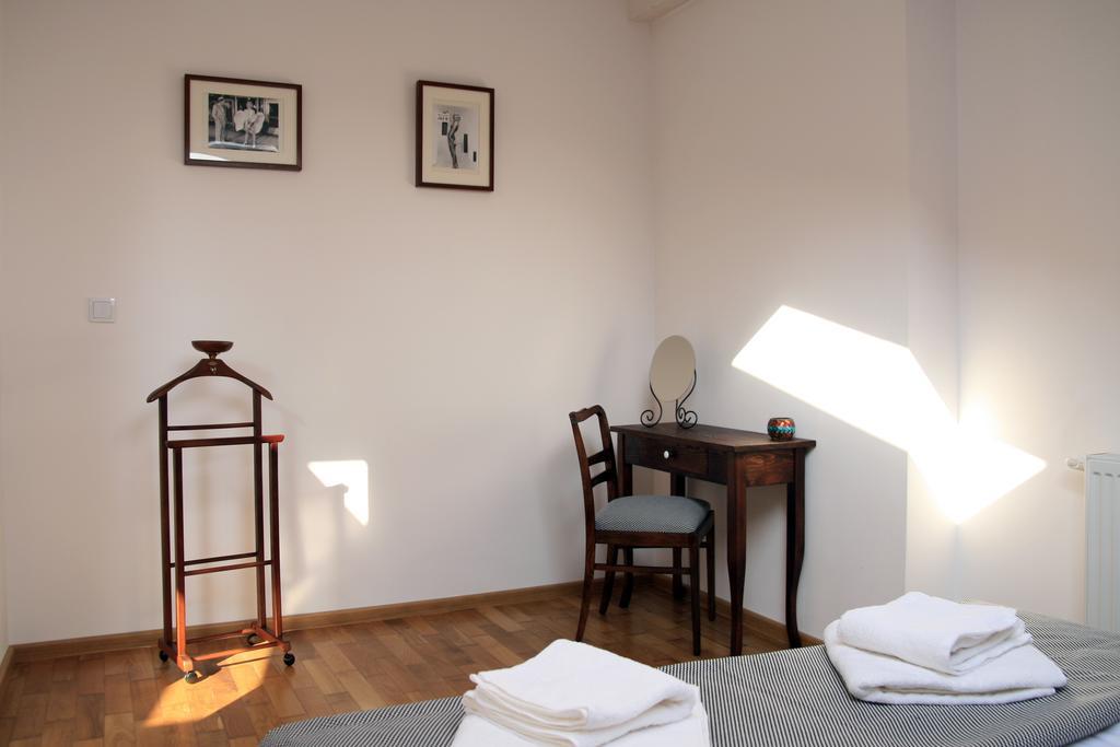 Designer Apt In The Heart Of Krakow 4Th Floor No Lift ภายนอก รูปภาพ